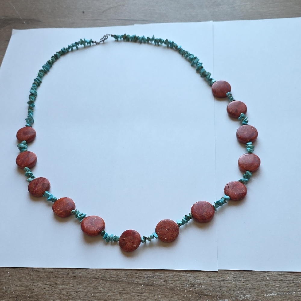 Chic Red and Turquoise Beaded Necklace
